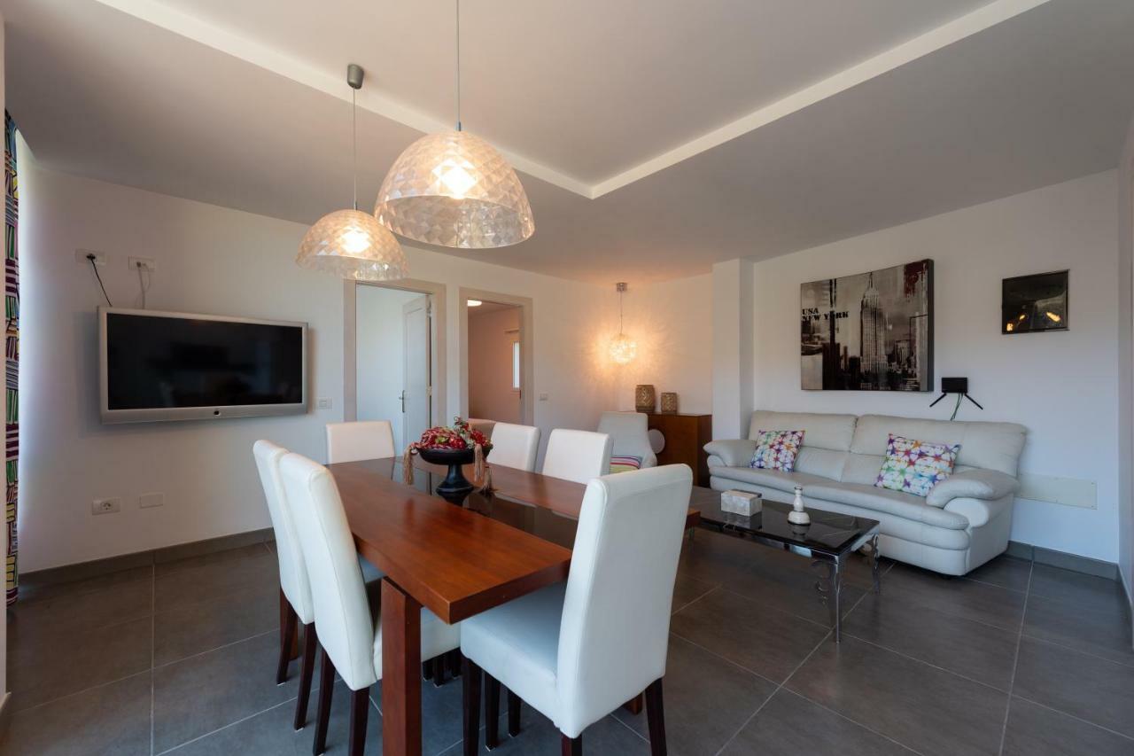 Holidays & Health In Finca Oasis - Apart 5 San Roque  Bagian luar foto